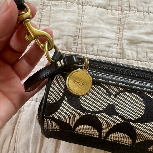 Coach Y2K Barrel Crossbody Purse - Picture 3 of 10